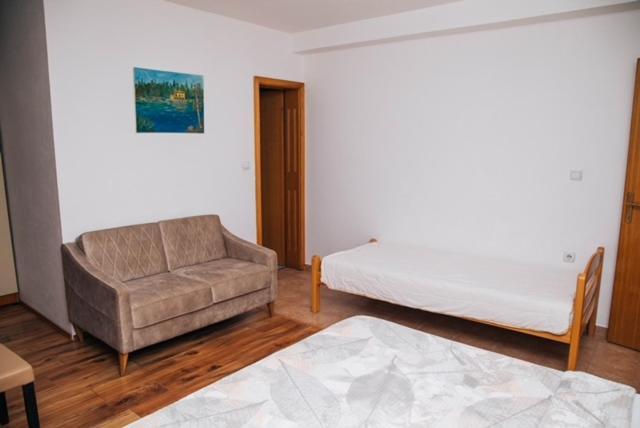 Jezero Laminci Bed and Breakfast Bosanska Gradiska Buitenkant foto